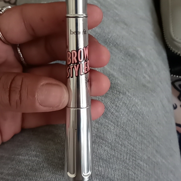 Make-up - Picture 6 of 7